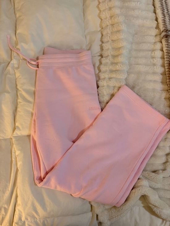 Aritzia Pants - AOLD Aritzia perfect straight leg